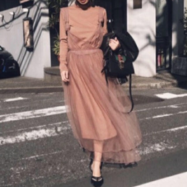 新品 タグ付き  アメリヴィンテージ　ROMANTIC TULLE DRESS レディースのワンピース(ロングワンピース/マキシワンピース)の商品写真