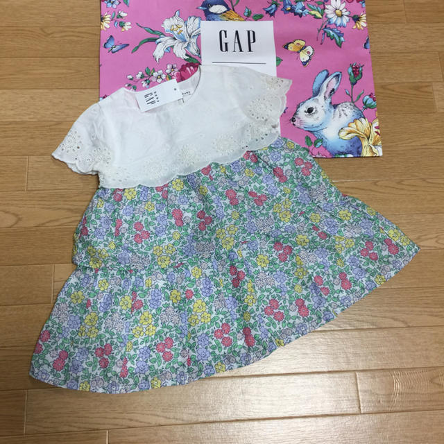 babyGAP(ベビーギャップ)のベビーギャップ ワンピース 70センチ キッズ/ベビー/マタニティのベビー服(~85cm)(ワンピース)の商品写真