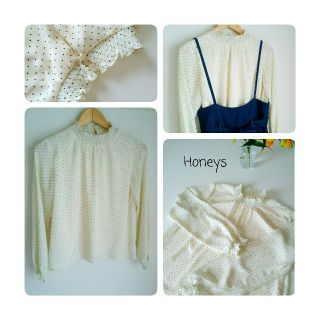 ハニーズ(HONEYS)のハニーズ♡ドット柄トップス　Ssize(カットソー(長袖/七分))