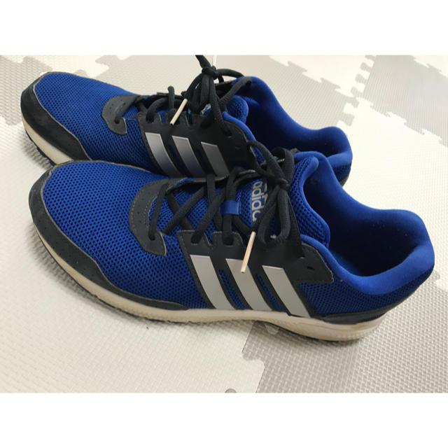 adidas(アディダス)のアディダス、スニーカー、軽量 メンズの靴/シューズ(スニーカー)の商品写真