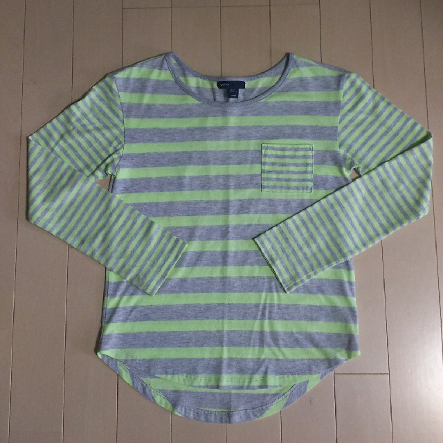 GAP Kids(ギャップキッズ)のGAPKids カットソー 130 キッズ/ベビー/マタニティのキッズ服男の子用(90cm~)(Tシャツ/カットソー)の商品写真