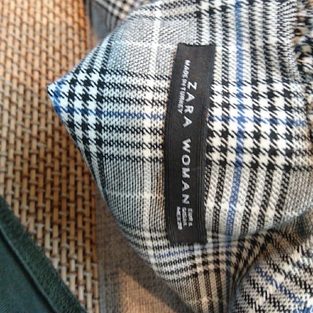 ZARA(ザラ)のZARAグレンチェックトップス レディースのトップス(シャツ/ブラウス(半袖/袖なし))の商品写真