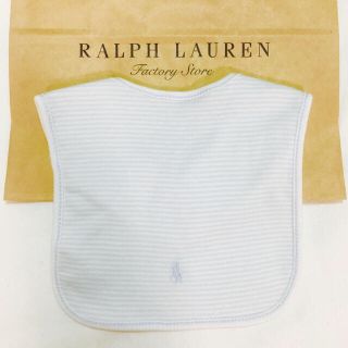 ラルフローレン(Ralph Lauren)のプチギフトにも！ラルフ☆スタイとソックスセット(ベビースタイ/よだれかけ)