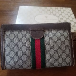 グッチ(Gucci)のGUCCI　ｵｰﾙﾄﾞｸﾞｯﾁ　ｼｪﾘｰﾗｲﾝ　ｸﾗｯﾁ　ｾｶﾝﾄﾞﾊﾞｯｸﾞ(クラッチバッグ)