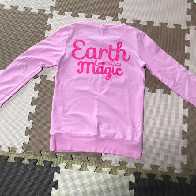 EARTHMAGIC(アースマジック)のEARTHMAGICマフィー キッズ/ベビー/マタニティのキッズ服女の子用(90cm~)(Tシャツ/カットソー)の商品写真