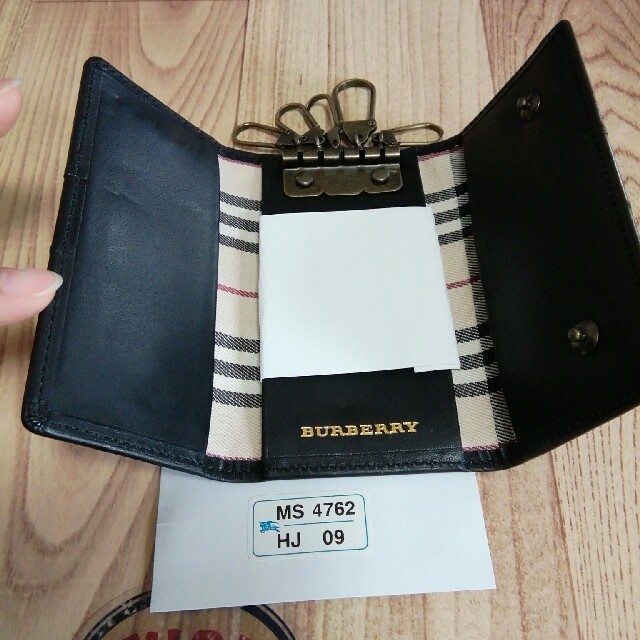 BURBERRY(バーバリー)のBURBERRY新品キーケース メンズのファッション小物(キーケース)の商品写真