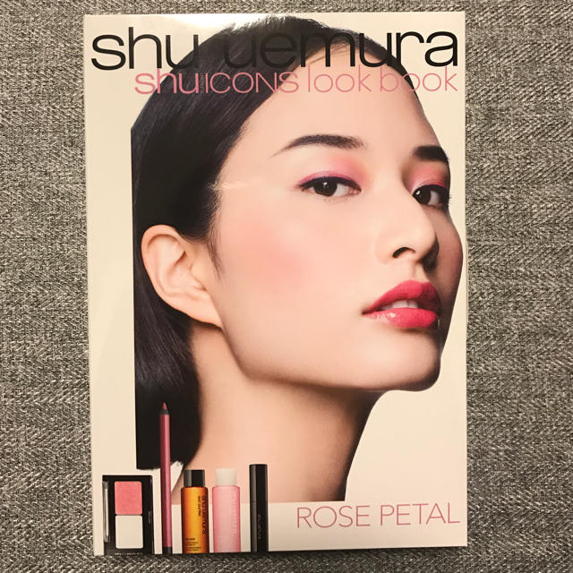 shu uemura(シュウウエムラ)のシュウウエムラ メイクキット ピンクカラー 【緊急値下げ】 コスメ/美容のベースメイク/化粧品(その他)の商品写真