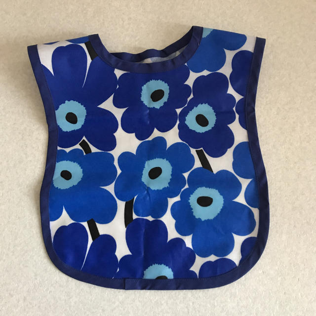 marimekko マリメッコ ミニウニッコ スタイ【ハンドメイド】の通販 by アヤタロウ's shop｜マリメッコならラクマ