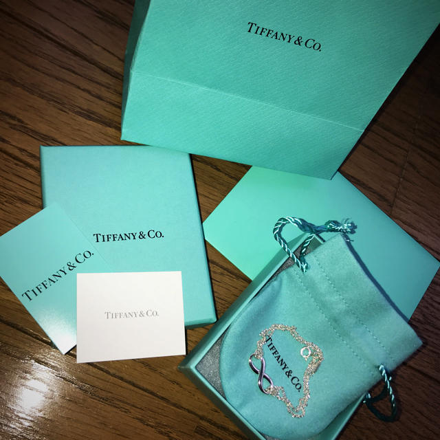 Tiffany & Co.(ティファニー)のティファニー インフィニティ ブレスレット レディースのアクセサリー(ブレスレット/バングル)の商品写真