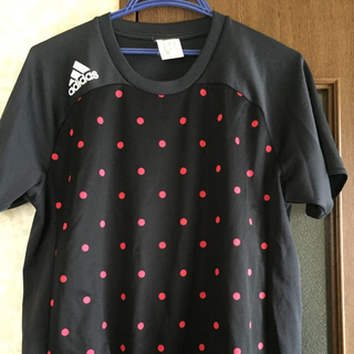アディダス(adidas)のアディダスのTシャツ(Tシャツ/カットソー(半袖/袖なし))