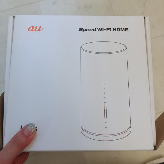 au(エーユー)の新品 au ルーター wifi speed wifi home L01  スマホ/家電/カメラのPC/タブレット(PC周辺機器)の商品写真