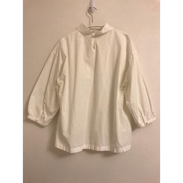 NATURAL LAUNDRY(ナチュラルランドリー)のchie3196様専用。CLASKA 綿麻ブラウス サイズ38 レディースのトップス(シャツ/ブラウス(長袖/七分))の商品写真