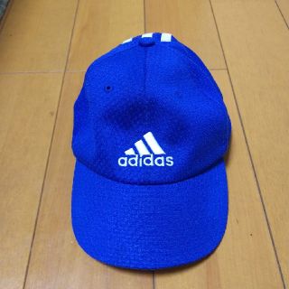 アディダス(adidas)のadidasキッズ帽子フリーｻｲｽﾞ美品(帽子)