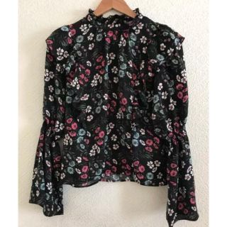 ダブルクローゼット(w closet)の【バル様専用】ダブルクローゼット 花柄ブラウス(シャツ/ブラウス(長袖/七分))