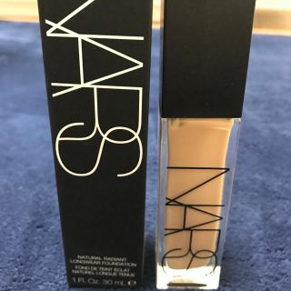 ナーズ(NARS)のNARSリキッドファンデーション(ファンデーション)