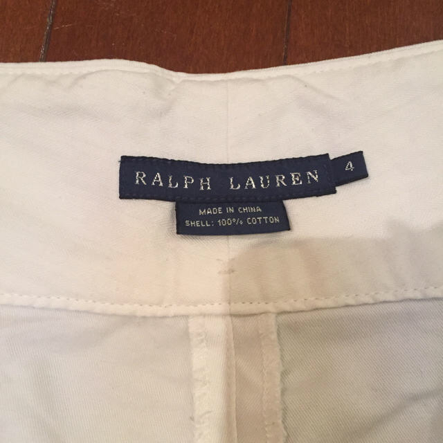Ralph Lauren(ラルフローレン)のラルフローレン ホワイト短パン サイズ4 レディースのパンツ(ショートパンツ)の商品写真