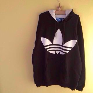 アディダス(adidas)の▼adidasパーカー▼(パーカー)