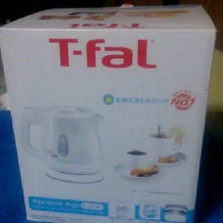 ティファール(T-fal)のyuuca様専用☆T-fal　ケトル0.8㍑　新品未使用品♪(電気ケトル)