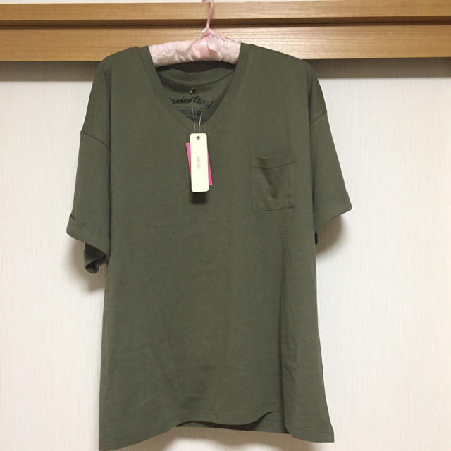 まりまり様専用です♡新品タグ付 Tシャツ 4L レディースのトップス(Tシャツ(半袖/袖なし))の商品写真