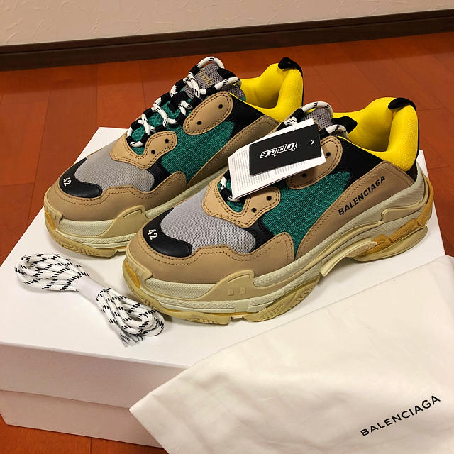 Balenciaga - triple s 42 yellow Green 黄緑の通販 by まさやん2735's