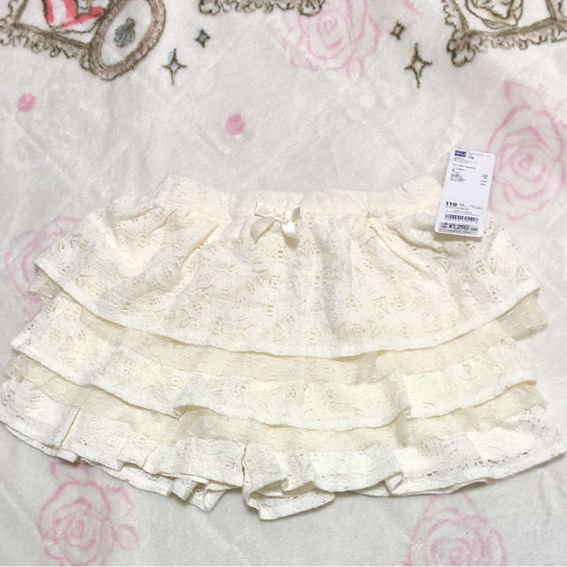 GU(ジーユー)の新品★950円★GU★110cm★レースティアード キュロット キッズ/ベビー/マタニティのキッズ服女の子用(90cm~)(スカート)の商品写真