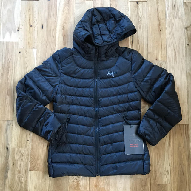 ARC'TERYX - 新品 アークテリクス ダウンジャケットの通販 by ARC'TERYX - 新品 アークテリクス ダウンジャケットの通販 by