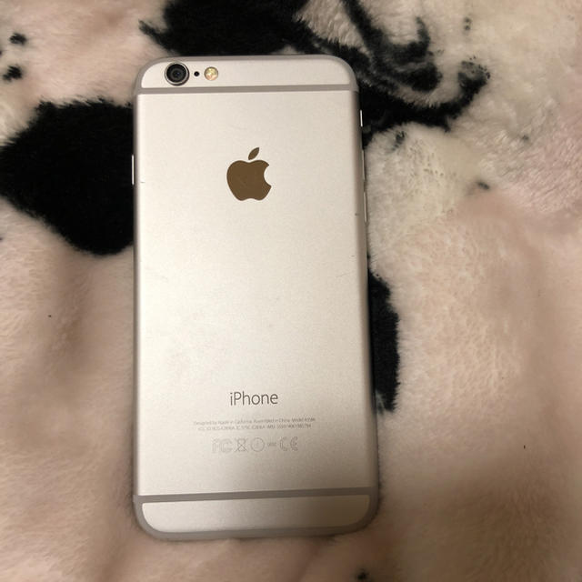 Apple(アップル)のiPhone6 16GB スマホ/家電/カメラのスマートフォン/携帯電話(スマートフォン本体)の商品写真