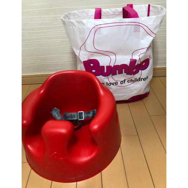 Bumbo(バンボ)のBumbo キッズ/ベビー/マタニティのキッズ/ベビー/マタニティ その他(その他)の商品写真