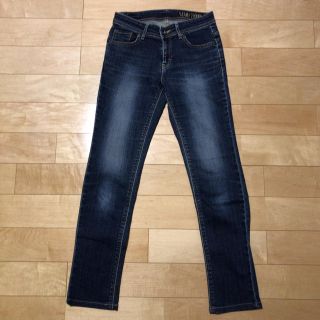 サムシング(SOMETHING)のサムシング  スリムジーンズ  size28   D02(スキニーパンツ)