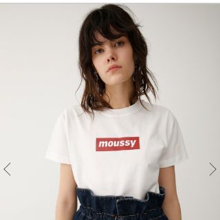 マウジー(moussy)のearly MOUSSY Tシャツ 柄レッド フリーサイズ 今期バージョンです。(Tシャツ(半袖/袖なし))