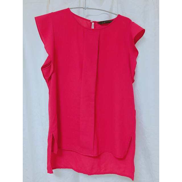 ZARA(ザラ)のピンク♡フリルノースリーブ レディースのトップス(シャツ/ブラウス(半袖/袖なし))の商品写真