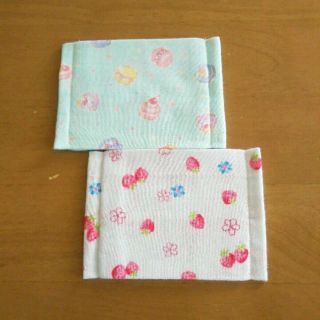 ハンドメイド☆キッズマスク２枚セット②⑦(外出用品)