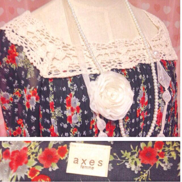 axes femme(アクシーズファム)のaxes♡花柄シフォンプリーツトップス レディースのトップス(シャツ/ブラウス(長袖/七分))の商品写真