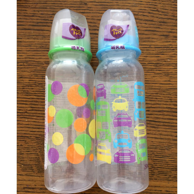 プラスチック 哺乳瓶 2本セット キッズ/ベビー/マタニティの授乳/お食事用品(哺乳ビン)の商品写真