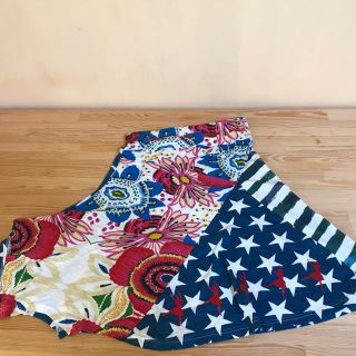 デシグアル(DESIGUAL)のデシグアル desigualスカート(ひざ丈スカート)