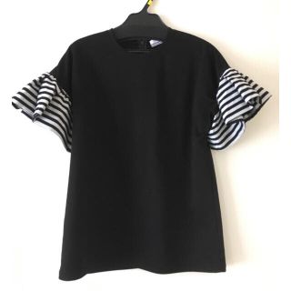 バーニーズニューヨーク(BARNEYS NEW YORK)の送料込み ☆新品☆ボーダーズアットバルコニー  ラッフルTシャツ  36(Tシャツ(半袖/袖なし))