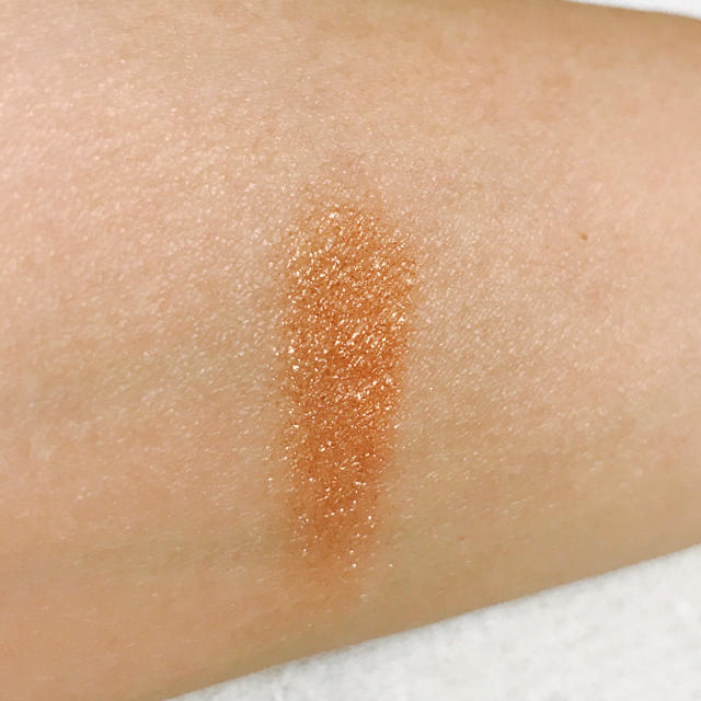 BOBBI BROWN(ボビイブラウン)のボビィブラウン スパークルアイシャドウ ゴールデンピーチ 31 コスメ/美容のベースメイク/化粧品(アイシャドウ)の商品写真