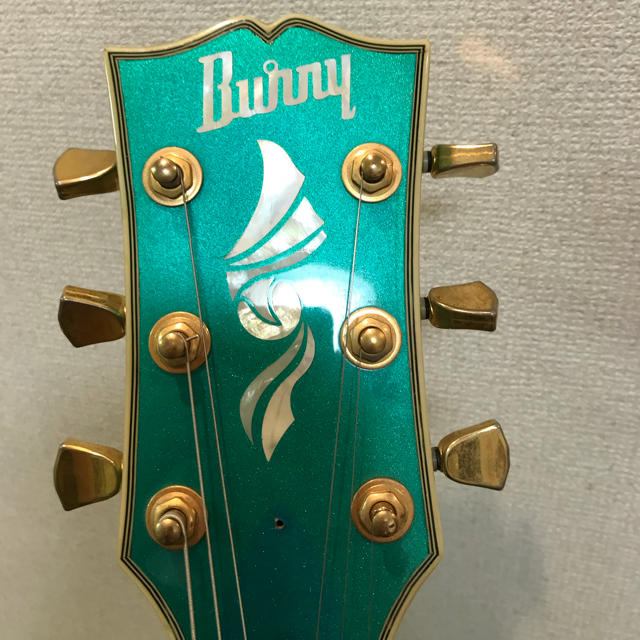 Fernandes(フェルナンデス)のBurny レスポール ジャパンヴィンテージ 楽器のギター(エレキギター)の商品写真