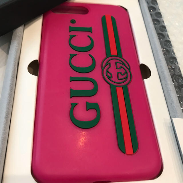 Gucci - ★Gucci グッチ iPhone7plus シリコンケース★の通販 by wena collect｜グッチならラクマ