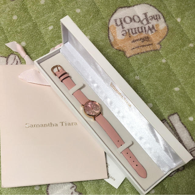 Samantha Tiara(サマンサティアラ)のサマンサティアラ 桜 時計 レディースのファッション小物(腕時計)の商品写真