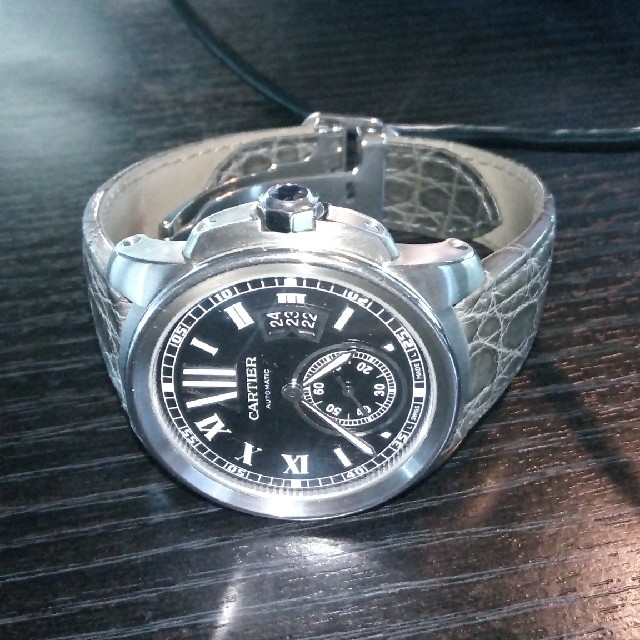 Cartier(カルティエ)のカリブル　ドゥ　カルティエ　腕時計　メンズ メンズの時計(腕時計(アナログ))の商品写真