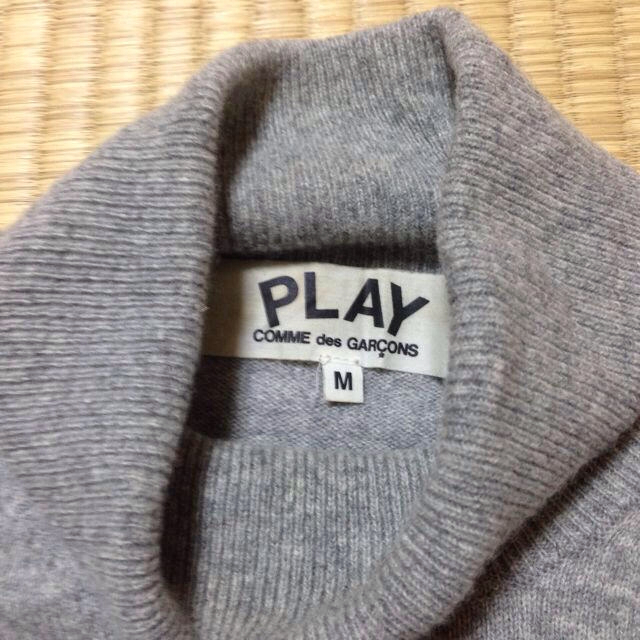 COMME des GARCONS(コムデギャルソン)のplayタートルニット レディースのトップス(ニット/セーター)の商品写真