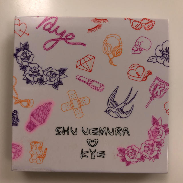 shu uemura(シュウウエムラ)のシュウウエムラ 限定KEYコラボ ブローパレット コスメ/美容のベースメイク/化粧品(パウダーアイブロウ)の商品写真