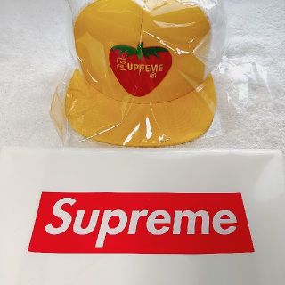 シュプリーム(Supreme)のSupreme Strawberry Mesh Back 5-Panel(キャップ)