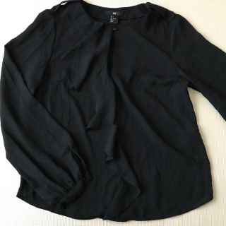 エイチアンドエム(H&M)の【美品】H&M トップス(カットソー(長袖/七分))