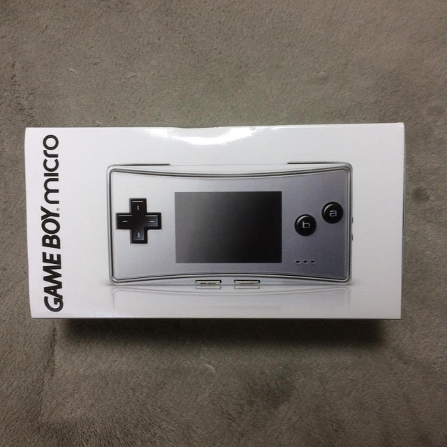 ゲームボーイアドバンス(ゲームボーイアドバンス)の【箱・付属品】ゲームボーイミクロ 本体 シルバー Nintendo エンタメ/ホビーのゲームソフト/ゲーム機本体(携帯用ゲーム機本体)の商品写真