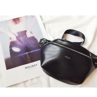 マウジー(moussy)のマウジー ウエストバック(ボディバッグ/ウエストポーチ)