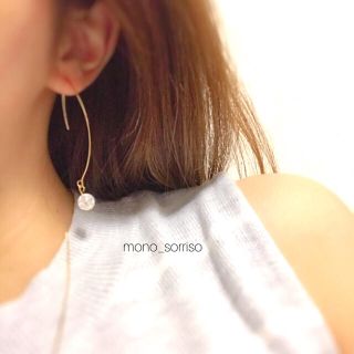 ザラ(ZARA)のクラッシュビーズの華奢ピアス★(ピアス)