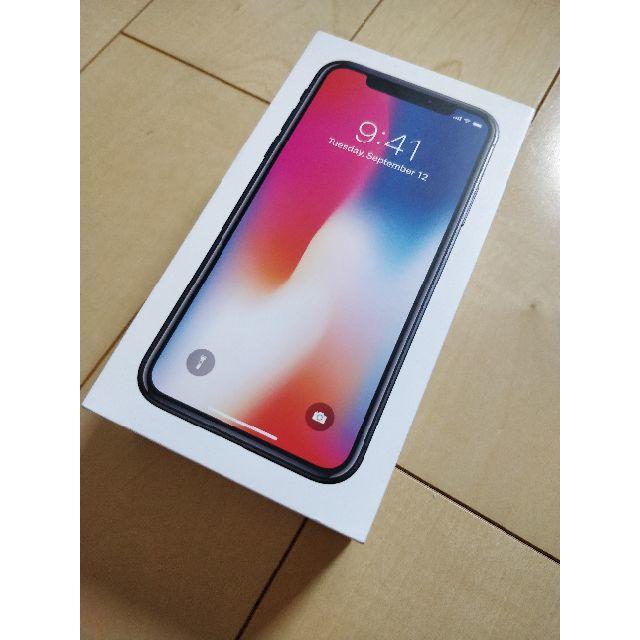 Apple(アップル)のiPhoneX 256gb 新品 ドコモ スマホ/家電/カメラのスマートフォン/携帯電話(スマートフォン本体)の商品写真