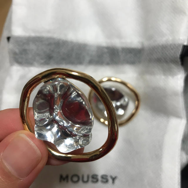 moussy(マウジー)のMOUSSY クリアベール イヤリング レディースのアクセサリー(イヤリング)の商品写真